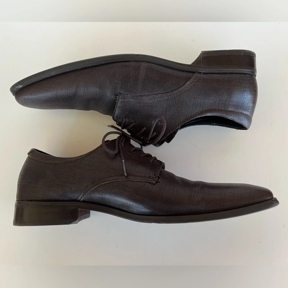Calvin Klein Gordon Textured Dress Lace Up Shoe - Men’s 10.5